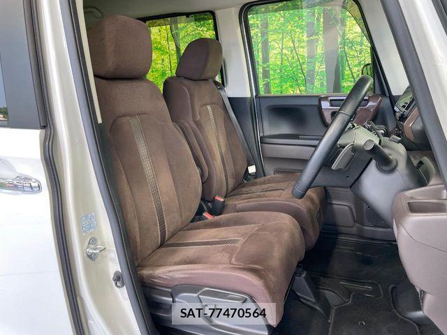 Honda N BOX CUSTOM 2019-01 8562917-7