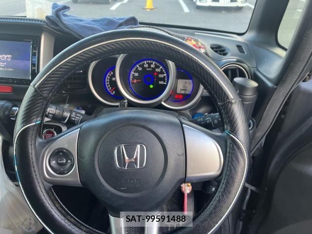 Honda N BOX CUSTOM 2016-02 8562944-15
