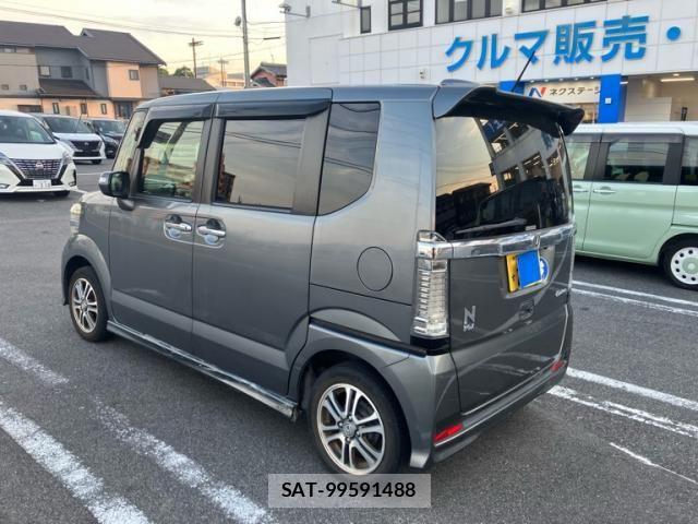 Honda N BOX CUSTOM 2016-02 8562944-7