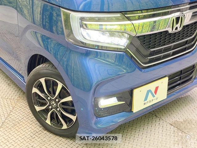 Honda N BOX CUSTOM 2018-05 8562931-11