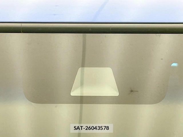 Honda N BOX CUSTOM 2018-05 8562931-2
