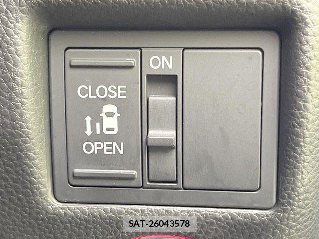 Honda N BOX CUSTOM 2018-05 8562931-5