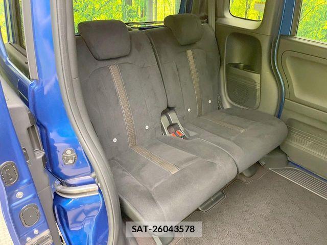 Honda N BOX CUSTOM 2018-05 8562931-8