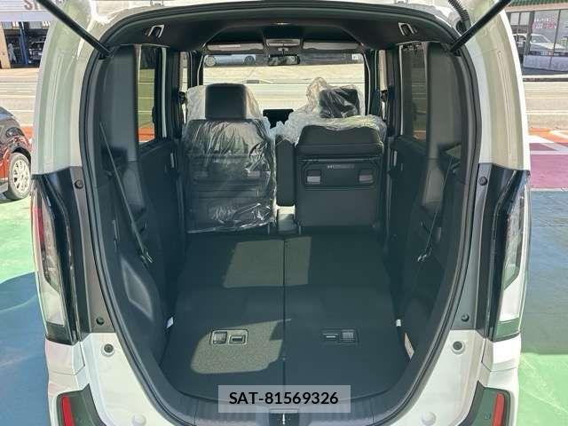 Honda N BOX CUSTOM 2026-06 8562887-12