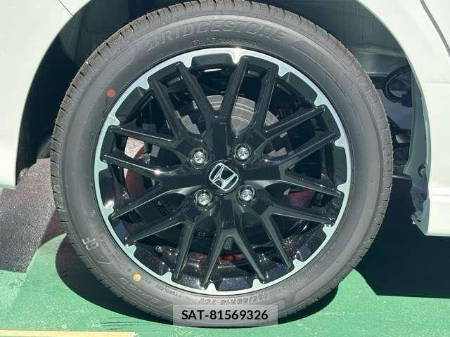 Honda N BOX CUSTOM 2026-06 8562887-14