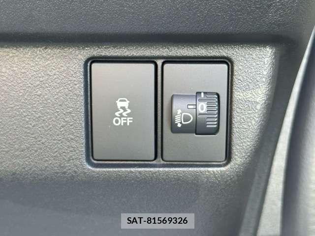Honda N BOX CUSTOM 2026-06 8562887-17