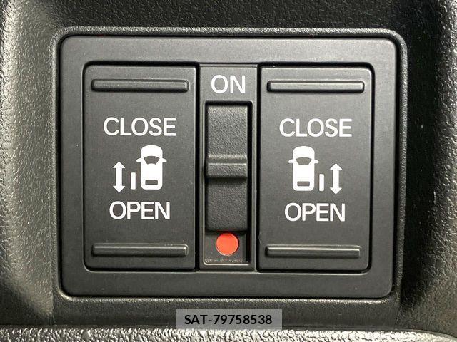 Honda N BOX CUSTOM 2023-10 8628004-2