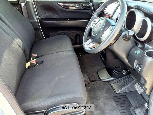 Honda N BOX CUSTOM 2016-03 8628058-10