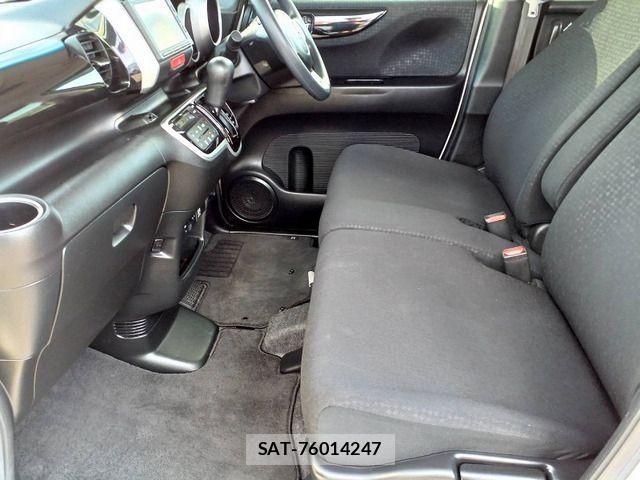 Honda N BOX CUSTOM 2016-03 8628058-11