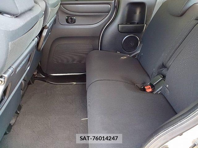 Honda N BOX CUSTOM 2016-03 8628058-13