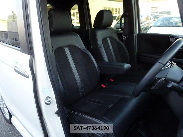 Honda N BOX CUSTOM 2023-07 8627998-9