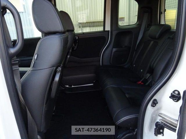 Honda N BOX CUSTOM 2023-07 8627998-12