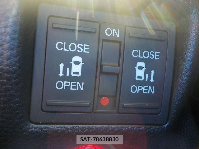 Honda N BOX CUSTOM 2018-03 8628042-15