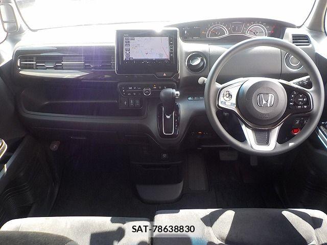 Honda N BOX CUSTOM 2018-03 8628042-1