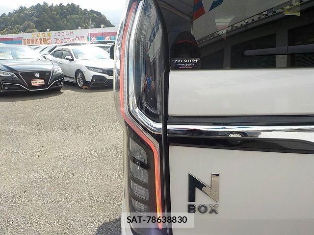 Honda N BOX CUSTOM 2018-03 8628042-24