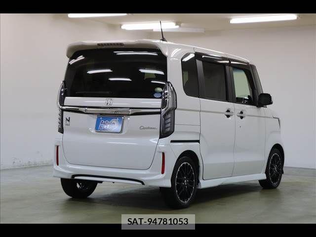 Honda N BOX CUSTOM 2020-03 8628026-18