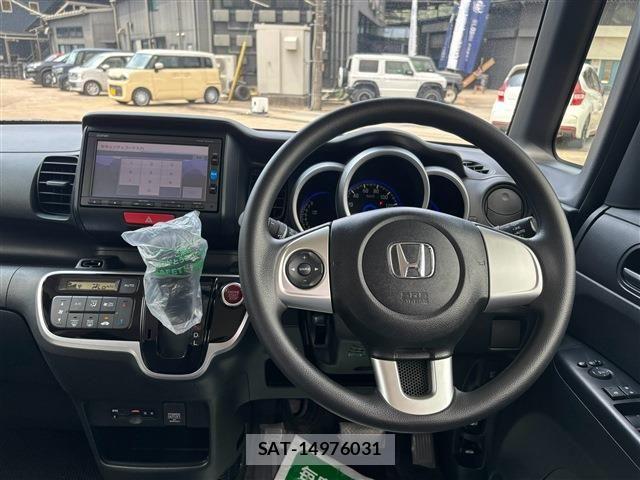 Honda N BOX CUSTOM 2016-03 8628043-21