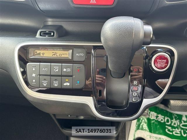 Honda N BOX CUSTOM 2016-03 8628043-24