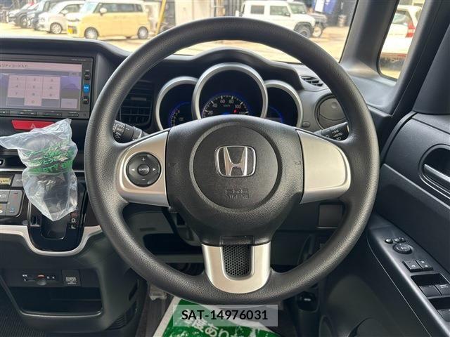Honda N BOX CUSTOM 2016-03 8628043-25