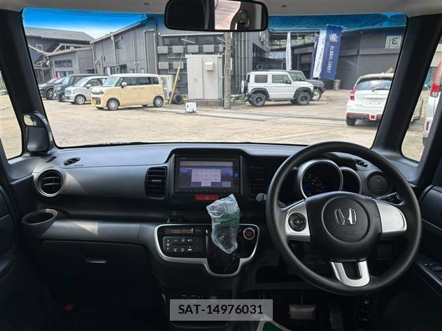 Honda N BOX CUSTOM 2016-03 8628043-2