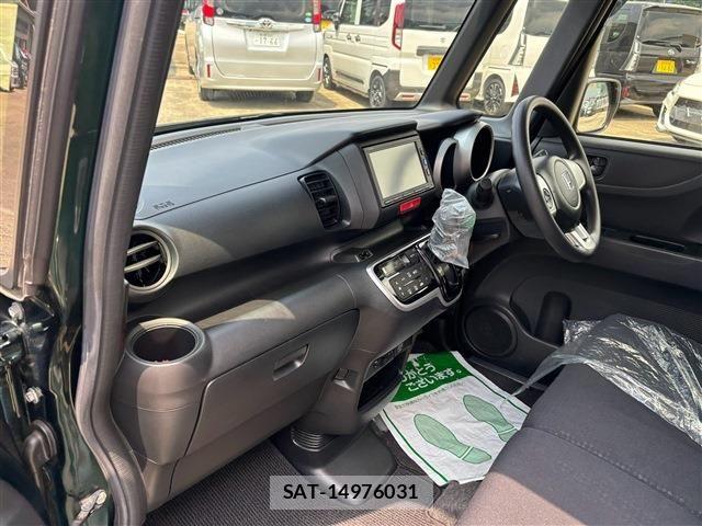 Honda N BOX CUSTOM 2016-03 8628043-3