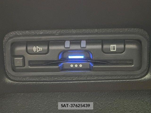 Honda N BOX CUSTOM 2025-12 8627984-5