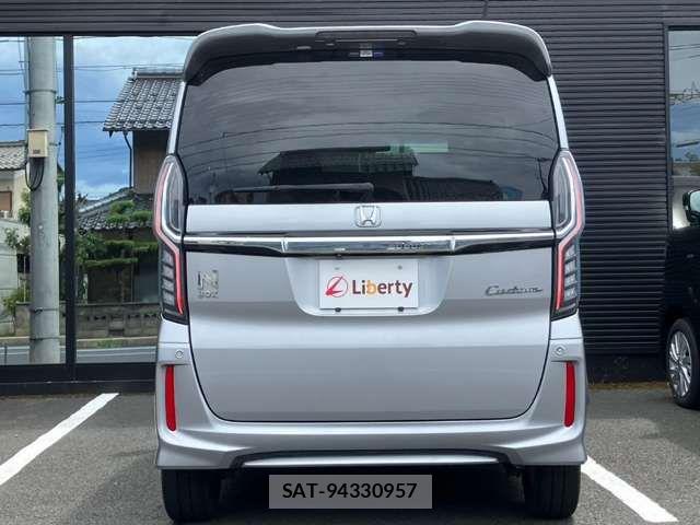 Honda N BOX CUSTOM 2017-12 8628047-15