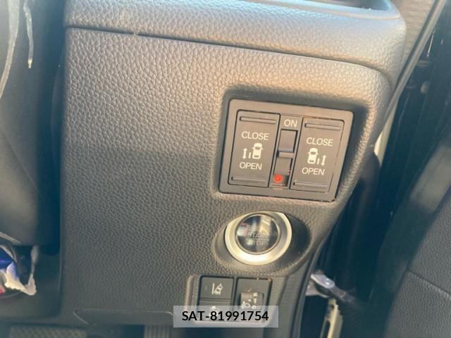 Honda N BOX CUSTOM 2023-02 8628017-9