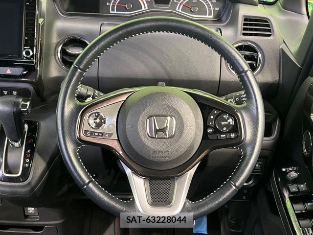 Honda N BOX CUSTOM 2019-04 8628038-10