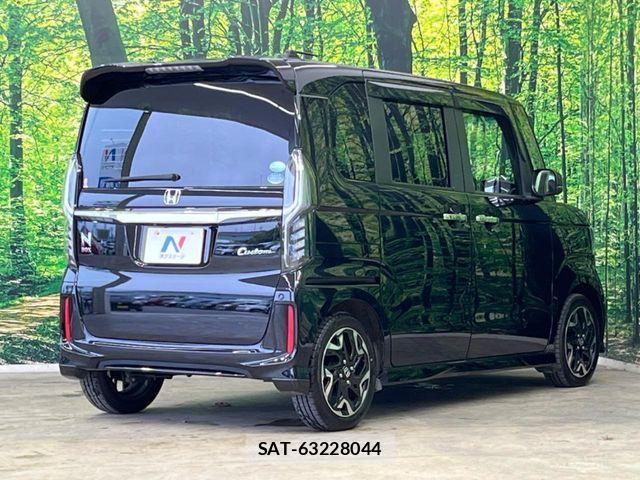 Honda N BOX CUSTOM 2019-04 8628038-16