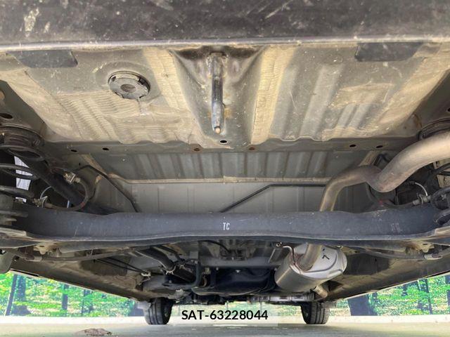 Honda N BOX CUSTOM 2019-04 8628038-18
