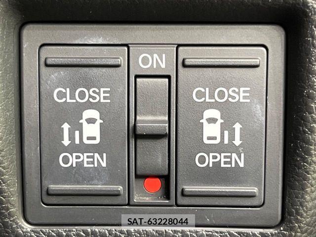 Honda N BOX CUSTOM 2019-04 8628038-2