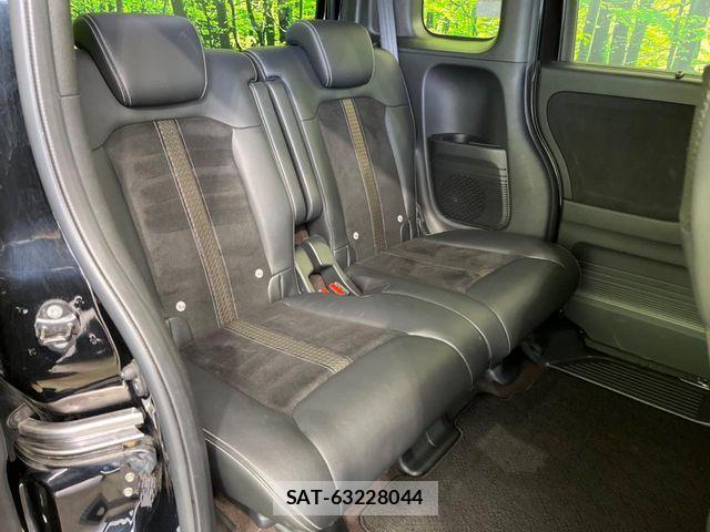 Honda N BOX CUSTOM 2019-04 8628038-8
