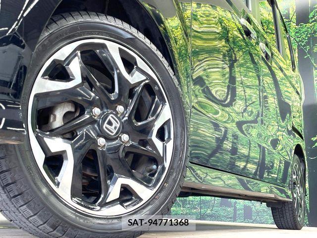 Honda N BOX CUSTOM 2019-06 8628012-12