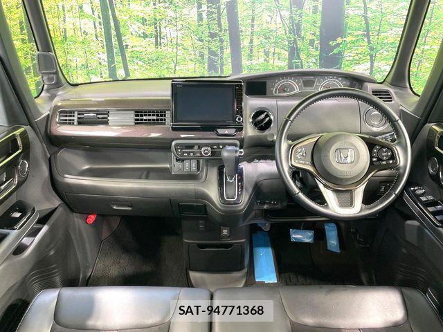 Honda N BOX CUSTOM 2019-06 8628012-1