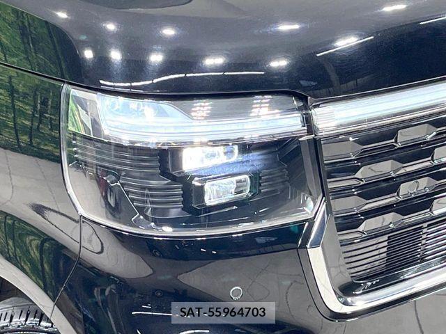 Honda N BOX CUSTOM 2024-06 8627995-11