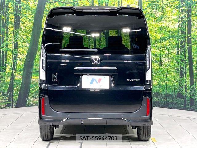 Honda N BOX CUSTOM 2024-06 8627995-14