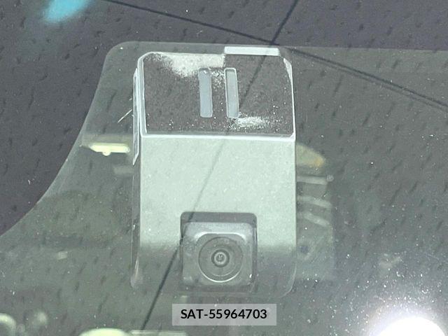 Honda N BOX CUSTOM 2024-06 8627995-6
