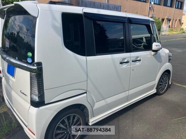 Honda N BOX CUSTOM 2015-03 8628052-2