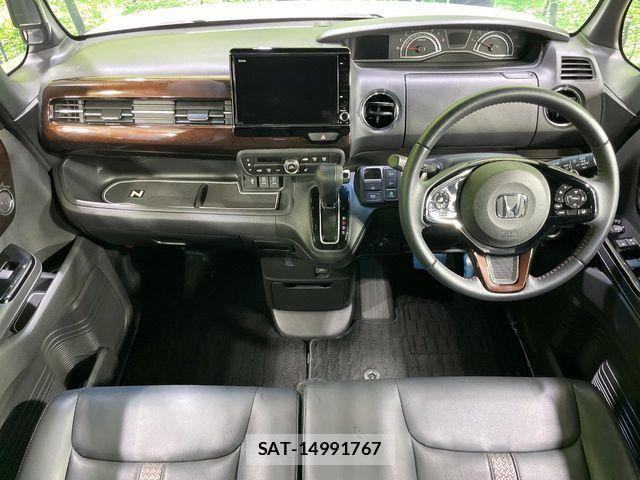 Honda N BOX CUSTOM 2022-03 8627996-1