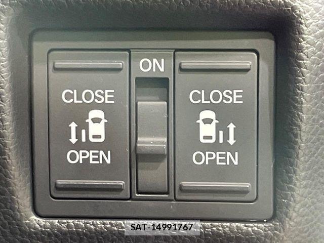Honda N BOX CUSTOM 2022-03 8627996-2