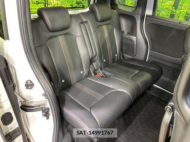 Honda N BOX CUSTOM 2022-03 8627996-8