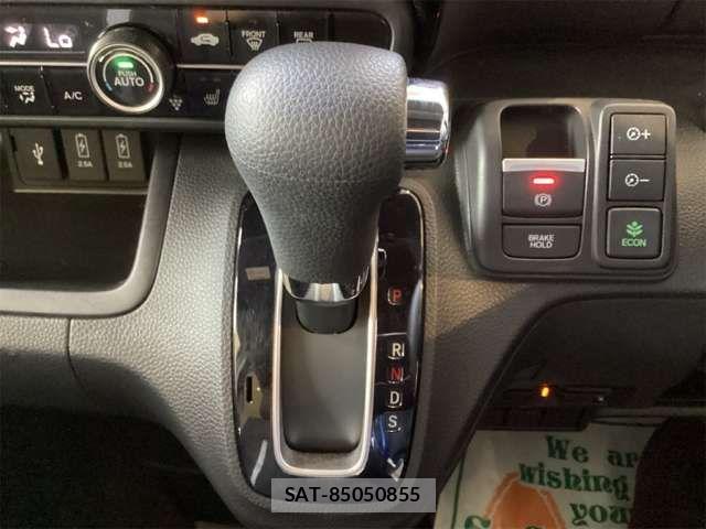 Honda N BOX CUSTOM 2022-03 8627997-13