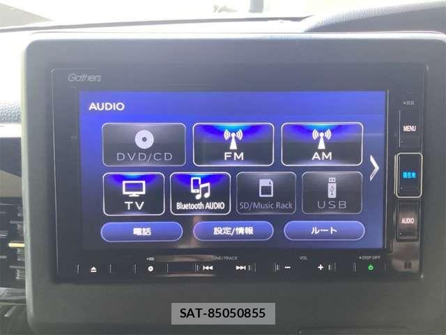 Honda N BOX CUSTOM 2022-03 8627997-2