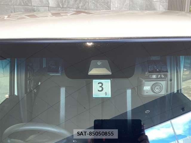 Honda N BOX CUSTOM 2022-03 8627997-5