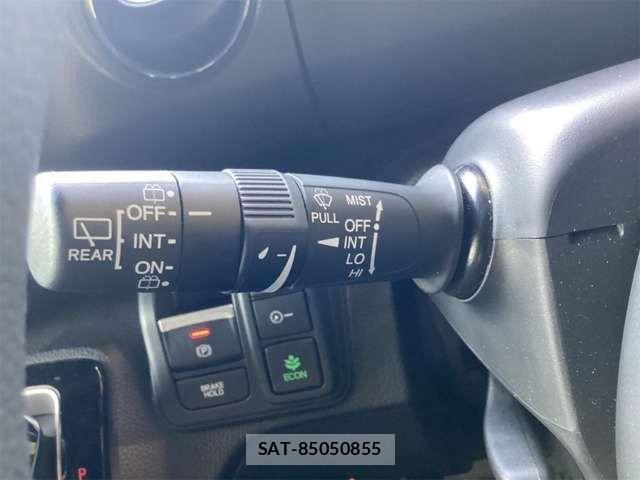 Honda N BOX CUSTOM 2022-03 8627997-6