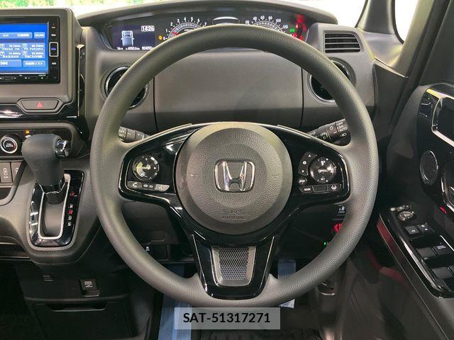 Honda N BOX CUSTOM 2022-01 8628023-10