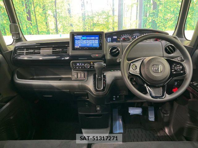 Honda N BOX CUSTOM 2022-01 8628023-1