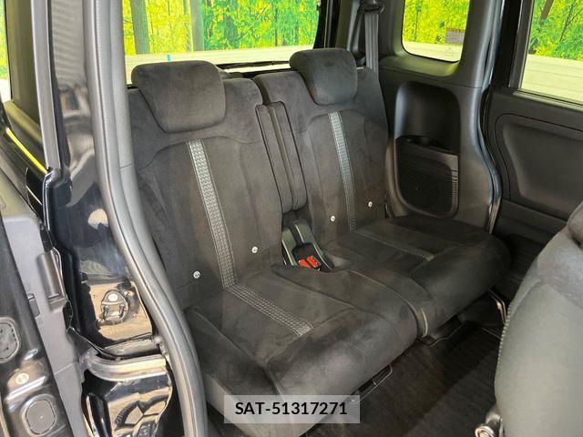 Honda N BOX CUSTOM 2022-01 8628023-8