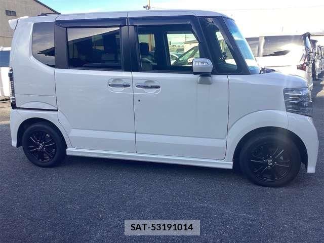 Honda N BOX CUSTOM 2017-08 8628050-18